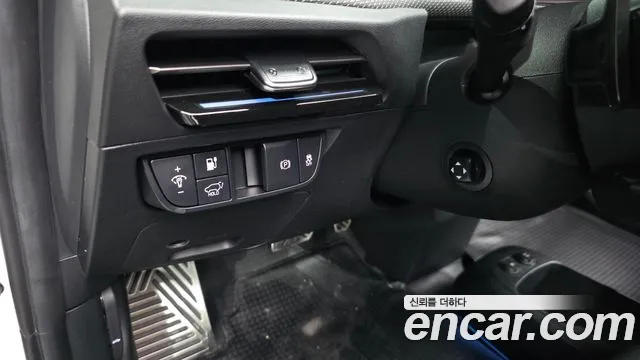 Kia EV6 — Фото автомобиля 28