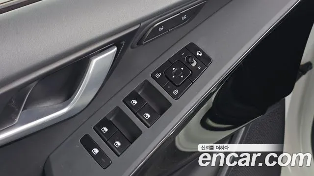 Kia Niro — Фото автомобиля 30