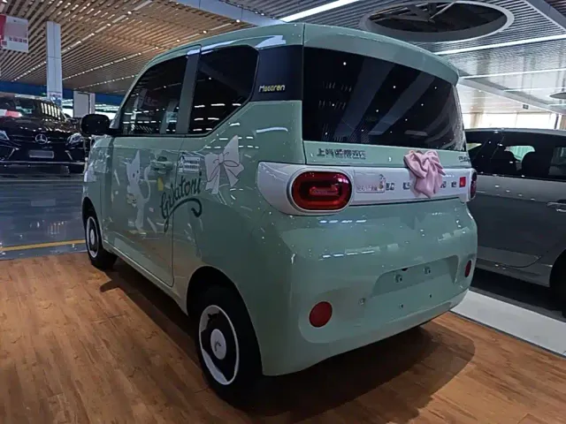 Wuling Hongguang Mini EV — Фото автомобиля 4