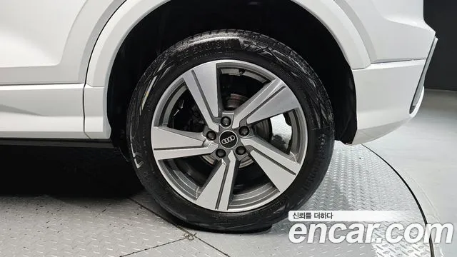 Audi Q2 35 TDI Premium — Фото автомобиля 19