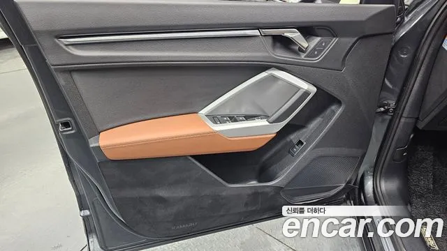 Audi Q3 35 TDI quattro Premium — Фото автомобиля 24