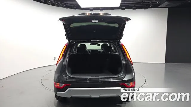Kia Niro The All New — Фото автомобиля 26