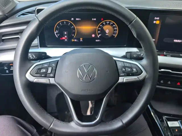 Volkswagen Lamando — Фото автомобиля 14