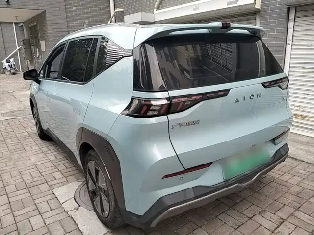 GAC Aion Y — Фото автомобиля 22