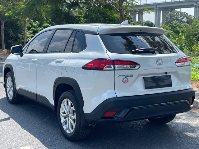 Toyota Frontlander — Фото автомобиля 6