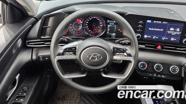 Hyundai AVANTE Avante (CN7) 1.6 LPi (Для проката) — Фото автомобиля 13