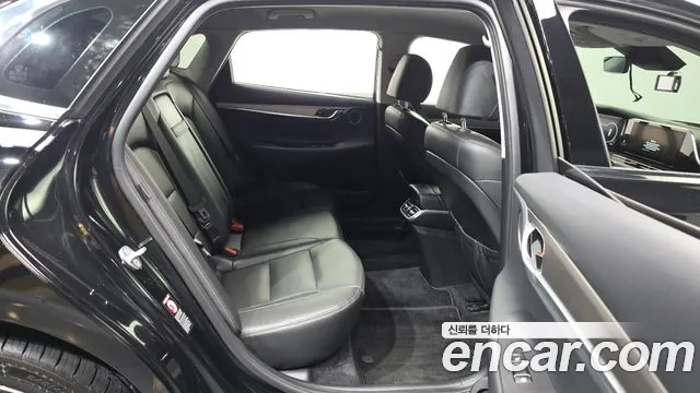 Hyundai Grandeur Новый Grandeur IG — Фото автомобиля 12