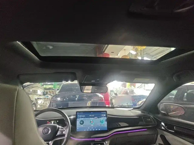 BYD Qin PLUS — Фото автомобиля 17