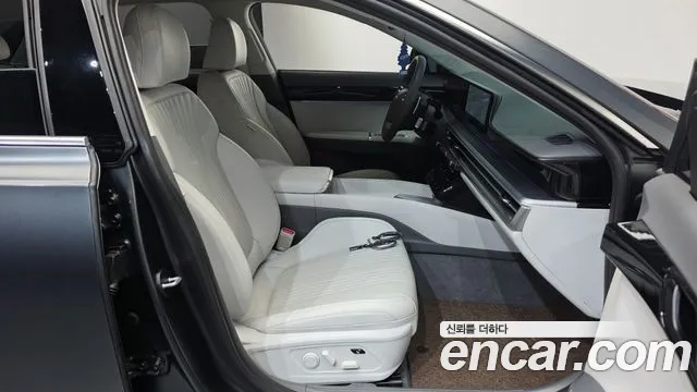 Hyundai Grandeur GN7 — Фото автомобиля 16