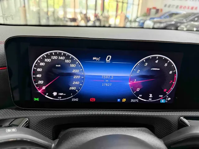Mercedes-Benz CLA-Class — Фото автомобиля 14