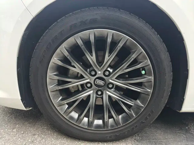 Bestune B70 — Фото автомобиля 13