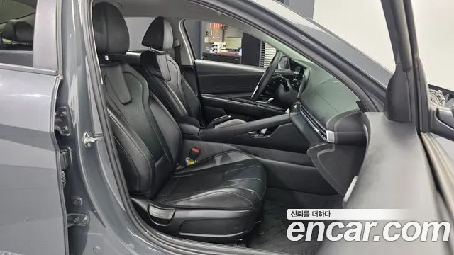 Hyundai Avante CN7 — Фото автомобиля 17