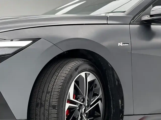 Hyundai Elantra — Фото автомобиля 5