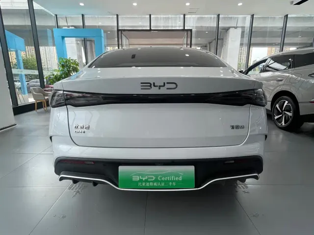 BYD Seal 06 — Фото автомобиля 13