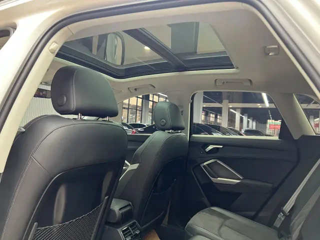 Audi Q3 — Фото автомобиля 14