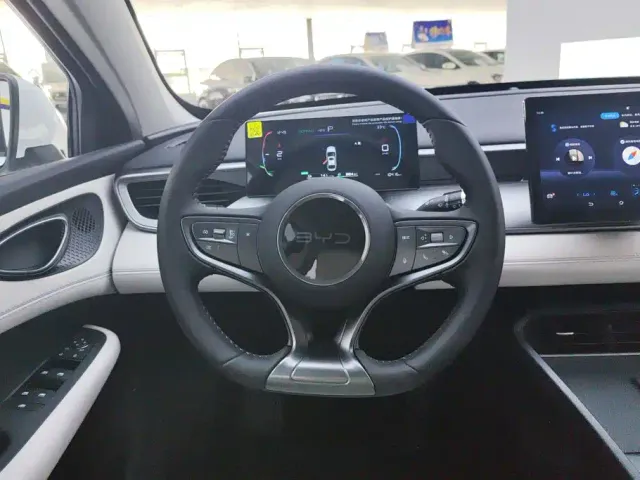 BYD Seal 05 DM-i — Фото автомобиля 15