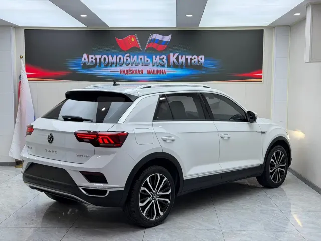 Volkswagen T-Roc — Фото автомобиля 4