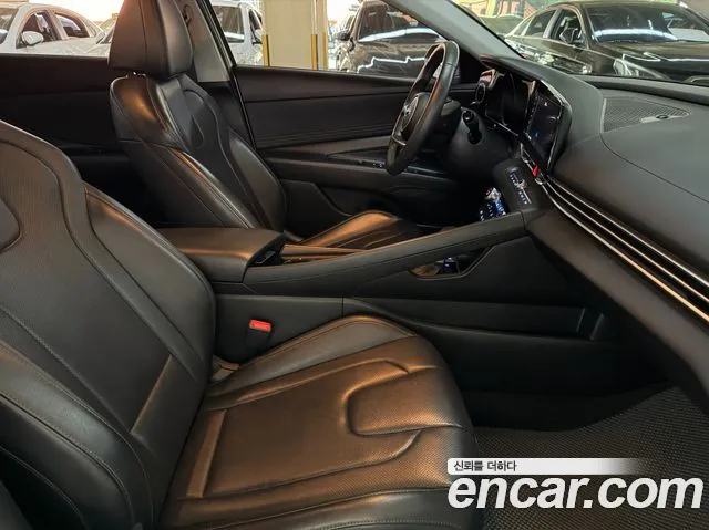 Hyundai Avante CN7 — Фото автомобиля 15
