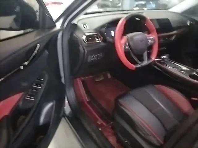 Changan Oushang X5 — Фото автомобиля 15