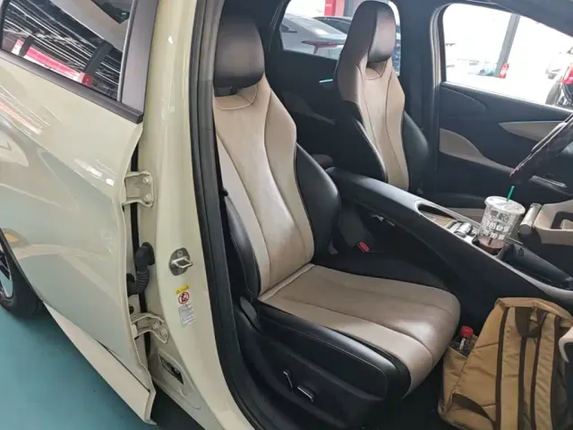 BYD Dolphin — Фото автомобиля 24
