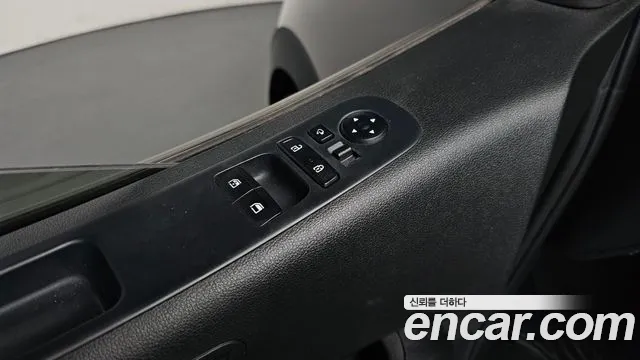 Hyundai Staria Staria Карго 3 места — Фото автомобиля 16
