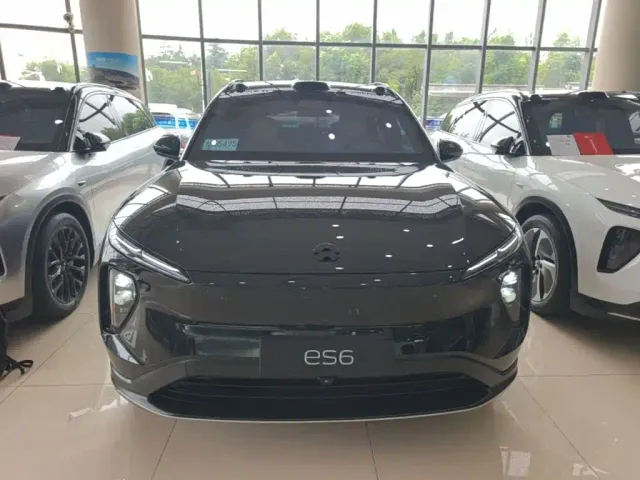 Nio ES6 — Фото автомобиля 2
