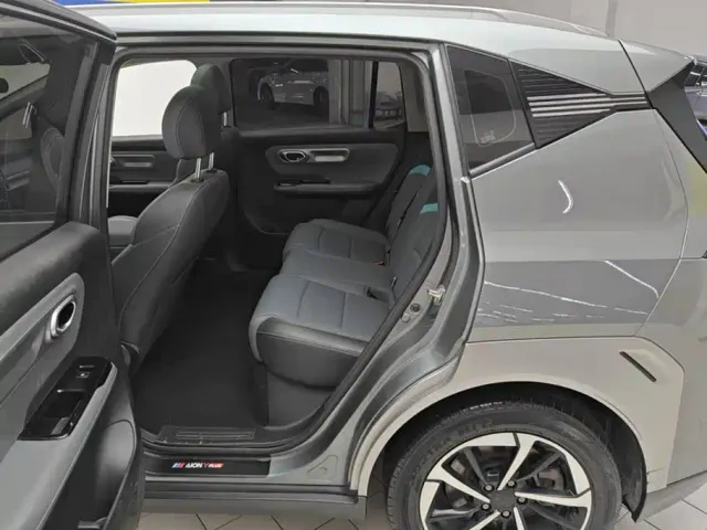 GAC Aion Y — Фото автомобиля 11