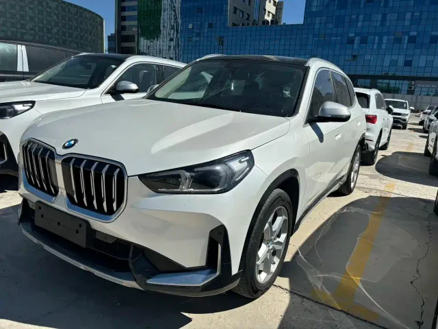 BMW X1 — Фото автомобиля 2