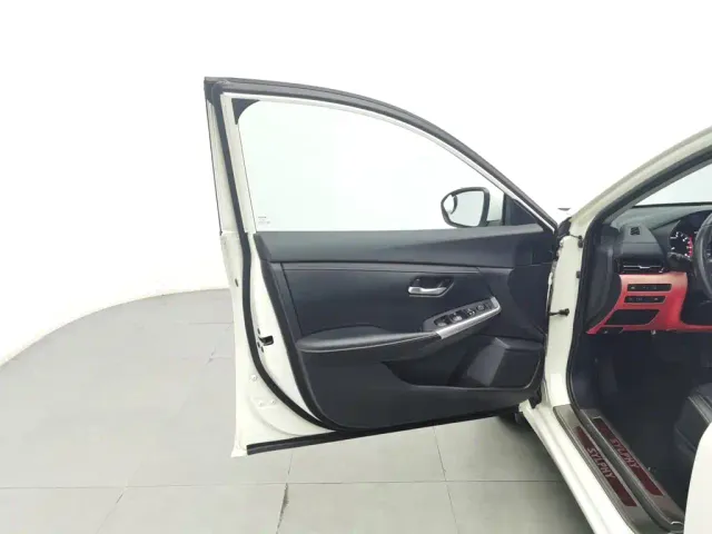 Nissan Sylphy — Фото автомобиля 8