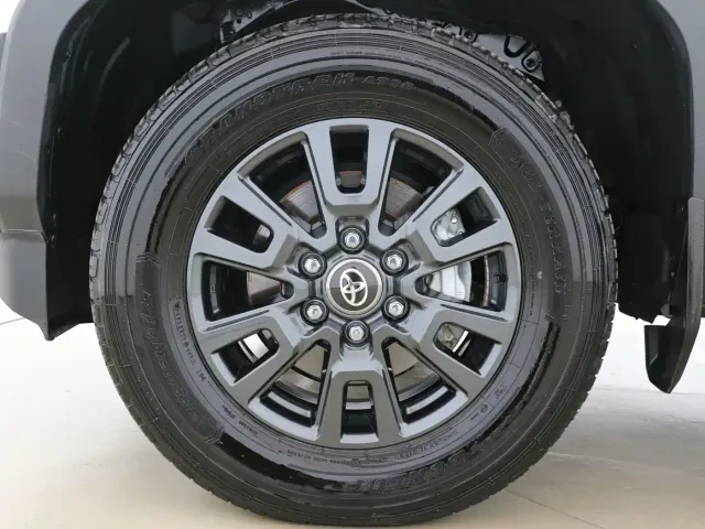 Toyota Prado — Фото автомобиля 16