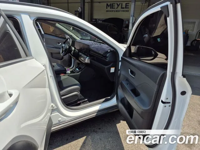 Hyundai Kona SX2 — Фото автомобиля 3