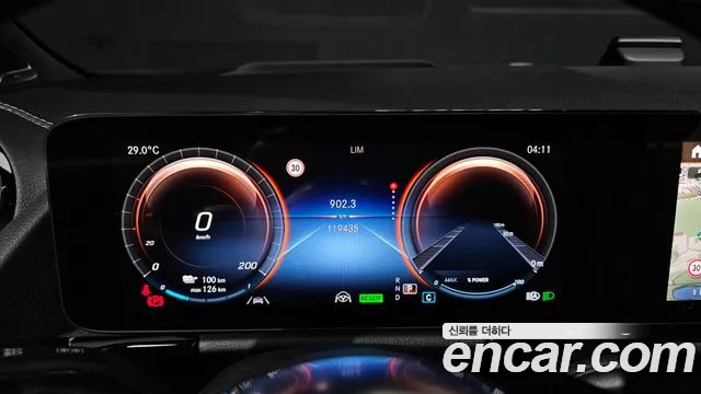 Mercedes-Benz EQA — Фото автомобиля 7