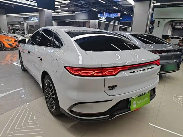 BYD Han — Фото автомобиля 4