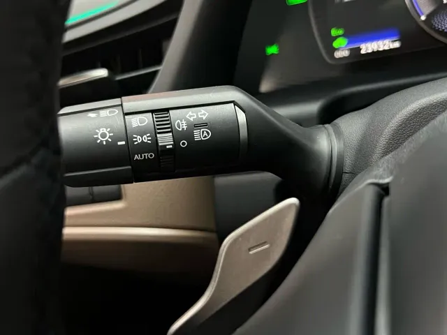 Lexus ES — Фото автомобиля 20