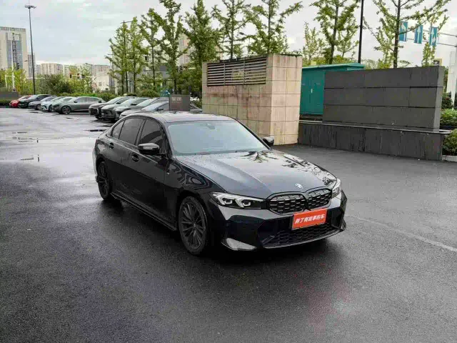 BMW 3 Series — Фото автомобиля 3