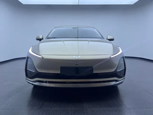 Wuling Starlight — Фото автомобиля 2