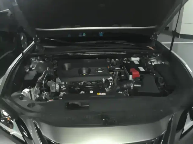 Lexus ES — Фото автомобиля 10