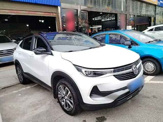 Buick Encore — Фото автомобиля 3