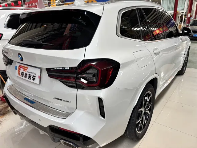 BMW X3 — Фото автомобиля 12
