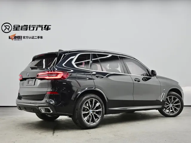 BMW X5 — Фото автомобиля 4