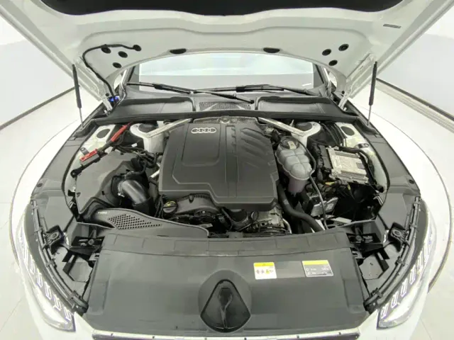 Audi A4L — Фото автомобиля 12