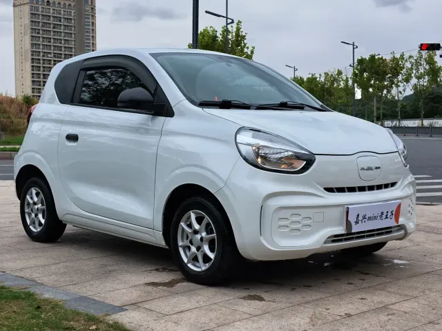 Roewe Clever — Фото автомобиля 8