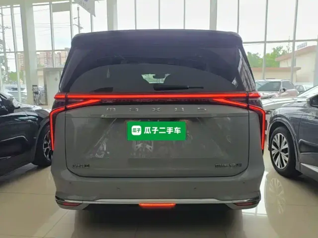 Maxus Dajia 9 — Фото автомобиля 5