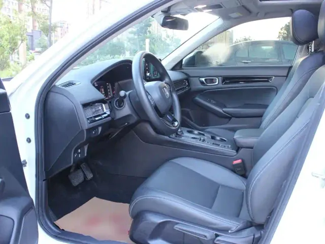 Honda Civic — Фото автомобиля 14