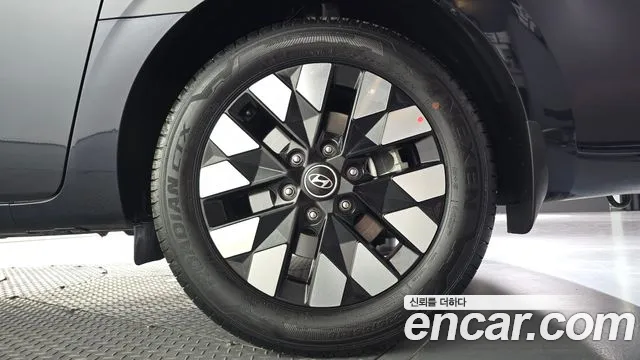 Hyundai Staria — Фото автомобиля 6