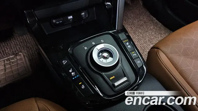 Kia Seltos Новый Seltos Бензин 2.0 2WD — Фото автомобиля 8