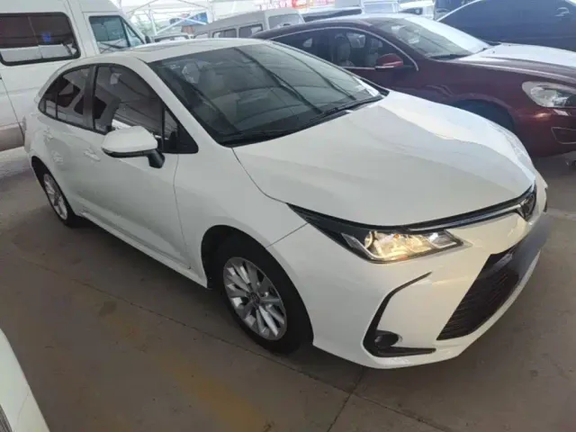 Toyota Corolla — Фото автомобиля 3