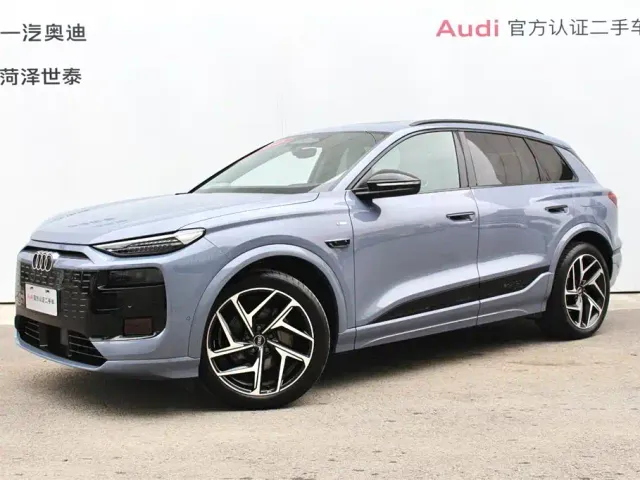 Фотография автомобиля — Audi Q6L e-tron