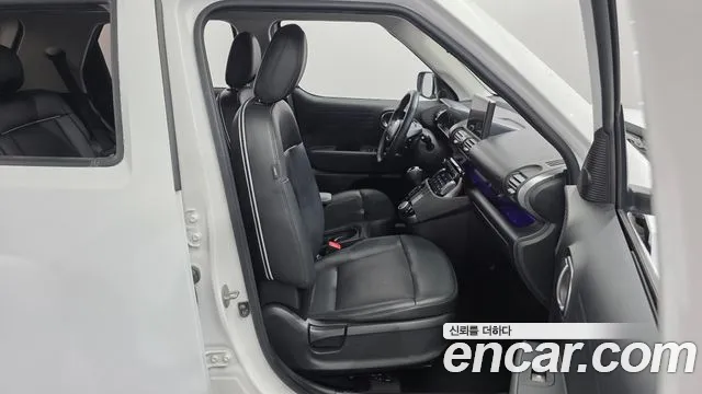 Hyundai Casper Casper Inspiration — Фото автомобиля 8