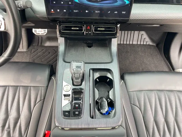 GAC Trumpchi GS8 — Фото автомобиля 27